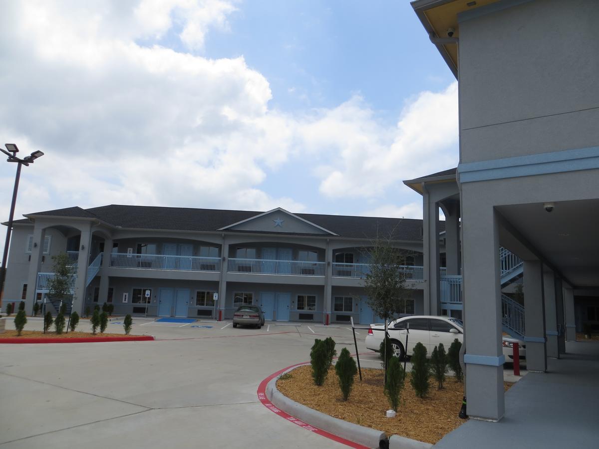 Haven Inn & Suites Willowbrook (Adults Only) Houston Extérieur photo