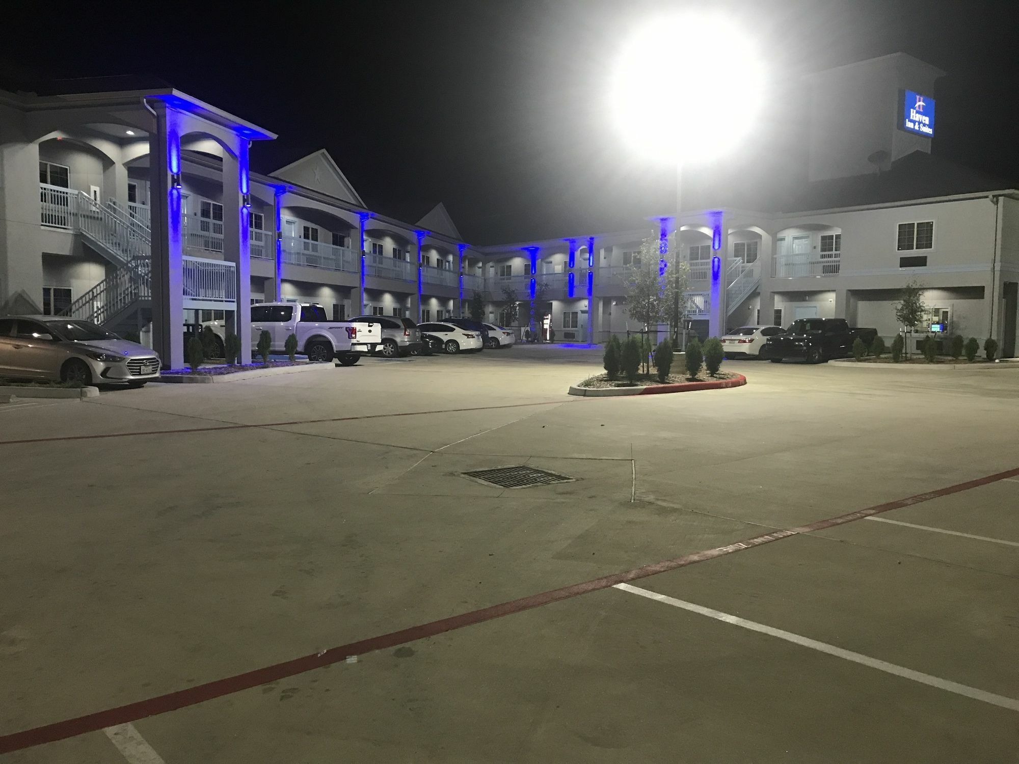 Haven Inn & Suites Willowbrook (Adults Only) Houston Extérieur photo