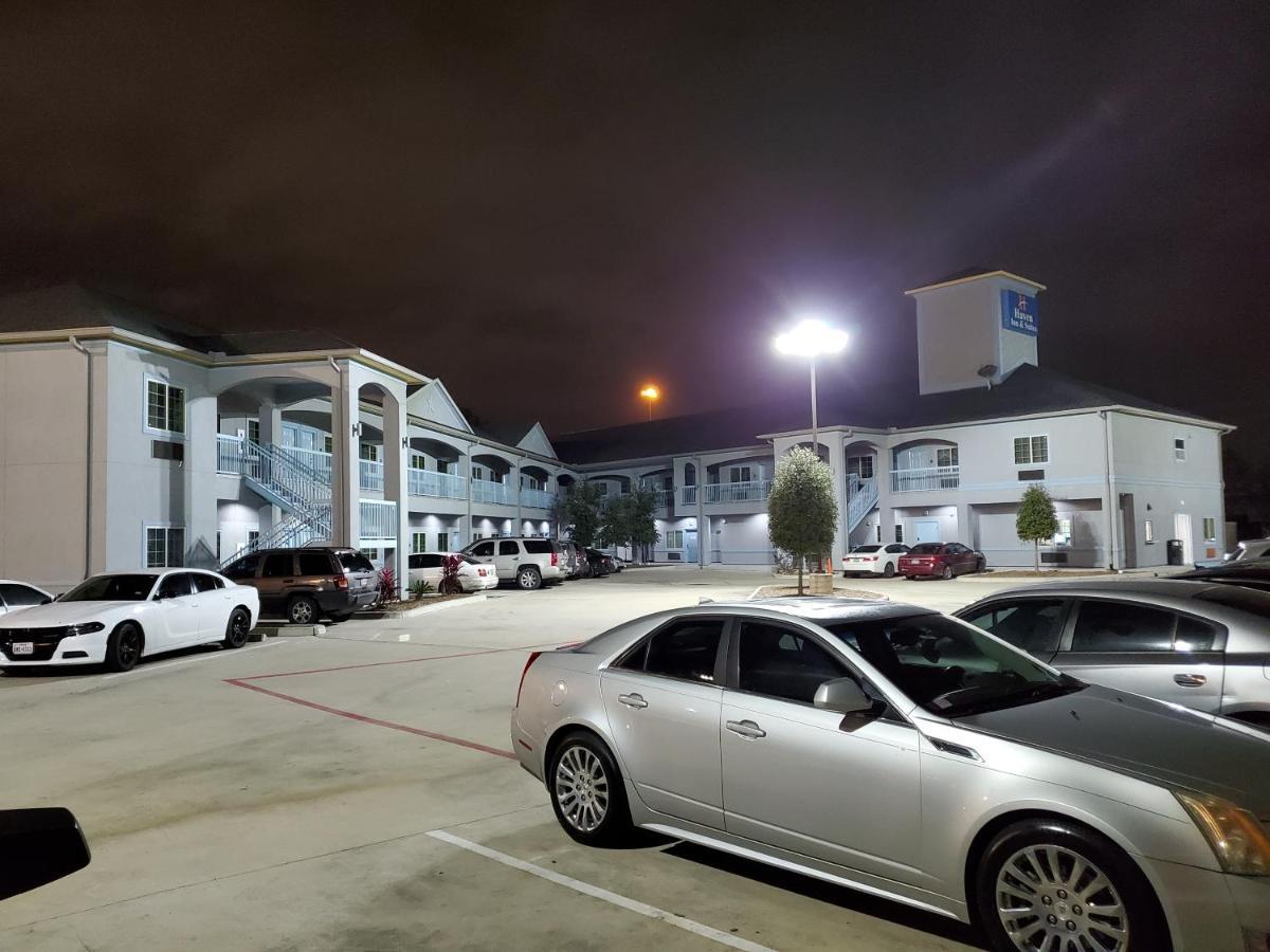 Haven Inn & Suites Willowbrook (Adults Only) Houston Extérieur photo