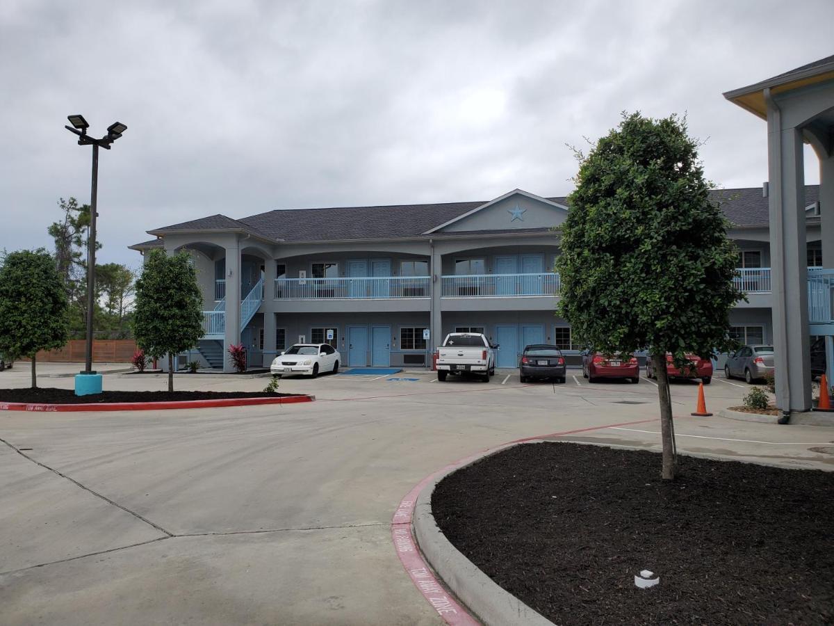 Haven Inn & Suites Willowbrook (Adults Only) Houston Extérieur photo